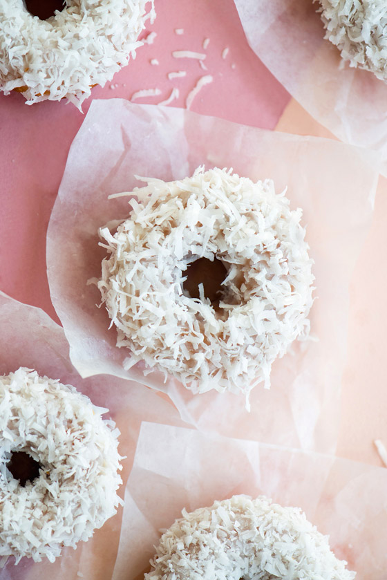 إليكم طريقة تحضير دونات جوز الهند الشهي لمرضى السكري صورة رقم 5