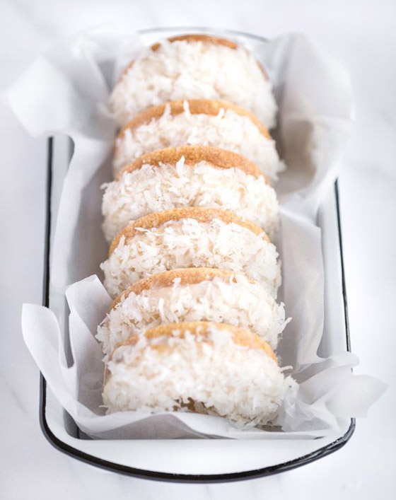 إليكم طريقة تحضير دونات جوز الهند الشهي لمرضى السكري صورة رقم 6