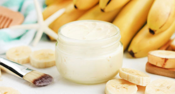 كنوز الشتاء تعتني بالبشرة والشعر على طريقتها صورة رقم 9