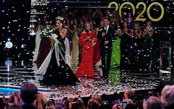 ملكة جمال أمريكا 2020 باحثة في الكيمياء تبهر لجنة التحكيم بتجربة علمية صورة رقم 11 ملكة جمال أمريكا 2020 باحثة في الكيمياء تبهر لجنة التحكيم بتجربة علمية صورة رقم 11