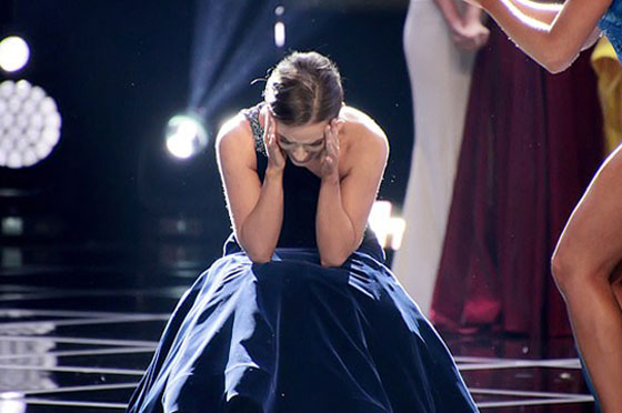 ملكة جمال أمريكا 2020 باحثة في الكيمياء تبهر لجنة التحكيم بتجربة علمية صورة رقم 12 ملكة جمال أمريكا 2020 باحثة في الكيمياء تبهر لجنة التحكيم بتجربة علمية صورة رقم 12