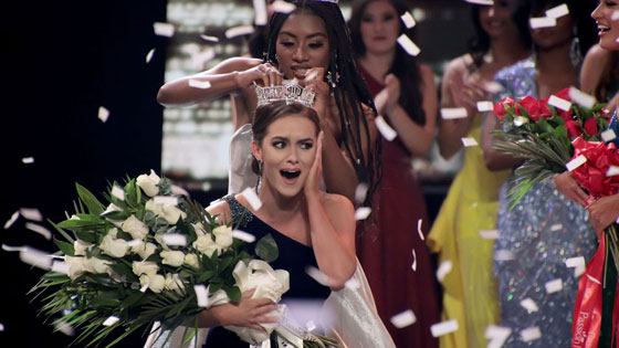 ملكة جمال أمريكا 2020 باحثة في الكيمياء تبهر لجنة التحكيم بتجربة علمية صورة رقم 18 ملكة جمال أمريكا 2020 باحثة في الكيمياء تبهر لجنة التحكيم بتجربة علمية صورة رقم 18