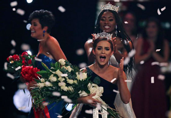 ملكة جمال أمريكا 2020 باحثة في الكيمياء تبهر لجنة التحكيم بتجربة علمية صورة رقم 2 ملكة جمال أمريكا 2020 باحثة في الكيمياء تبهر لجنة التحكيم بتجربة علمية صورة رقم 2