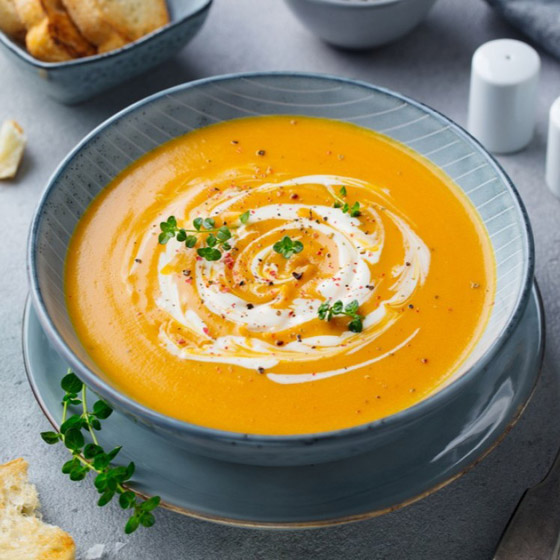 إليكم طريقة تحضير شوربة القرع والجزر الصحية والطيبة صورة رقم 1