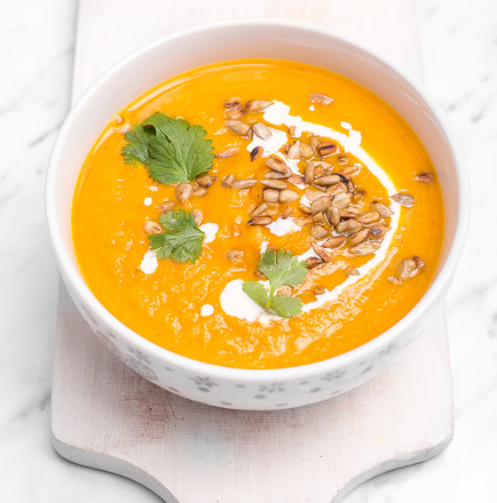 إليكم طريقة تحضير شوربة القرع والجزر الصحية والطيبة صورة رقم 4