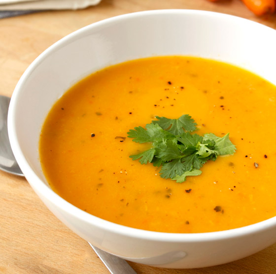 إليكم طريقة تحضير شوربة القرع والجزر الصحية والطيبة صورة رقم 9