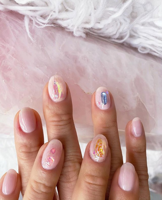 تعرفي على موضة طلاء الأظافر في عام 2020 (صور) صورة رقم 7