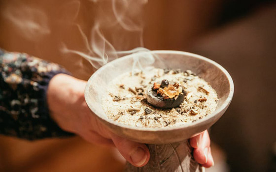 إياك وحرق البخور.. هذا ما يفعله بالقلب والرئة! صورة رقم 1 إياك وحرق البخور.. هذا ما يفعله بالقلب والرئة! صورة رقم 1