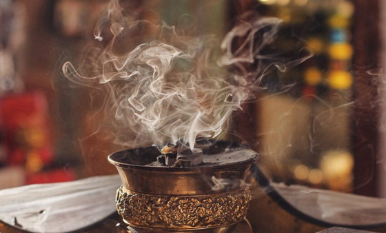 إياك وحرق البخور.. هذا ما يفعله بالقلب والرئة! صورة رقم 3 إياك وحرق البخور.. هذا ما يفعله بالقلب والرئة! صورة رقم 3