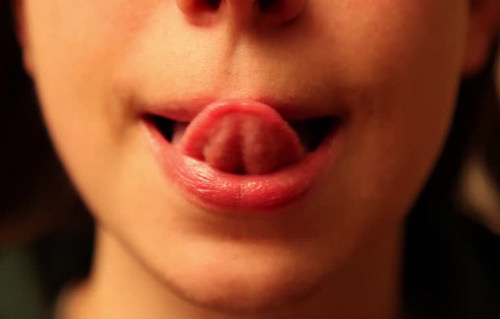 لهذا السبب.. لا تلعق شفاهك في فصل الشتاء البارد! صورة رقم 7