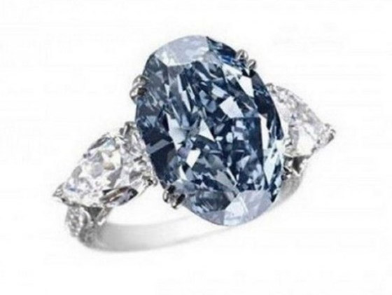 أسعارها خيالية لا تُصدق.. أغلى وأجمل 10 خواتم ماسية في العالم! صورة رقم 4