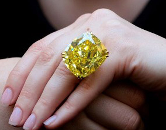 أسعارها خيالية لا تُصدق.. أغلى وأجمل 10 خواتم ماسية في العالم! صورة رقم 5