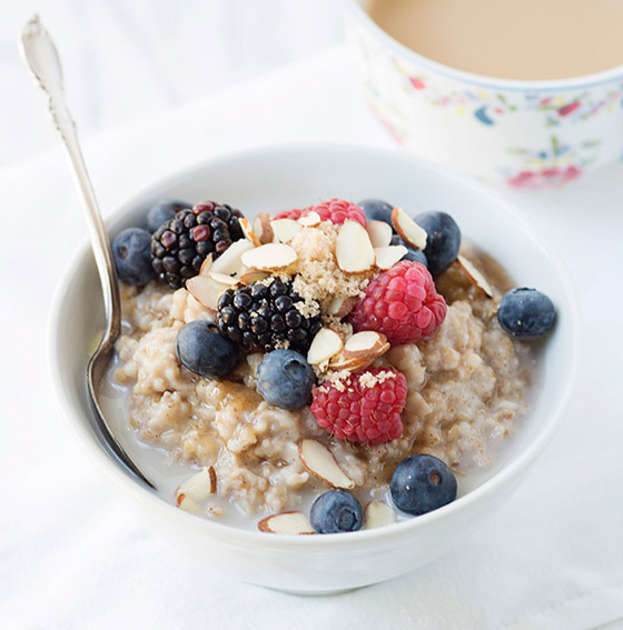 طريقة تحضير شوفان بالعسل والفواكة السهل والخفيف لرجيم صحي صورة رقم 2