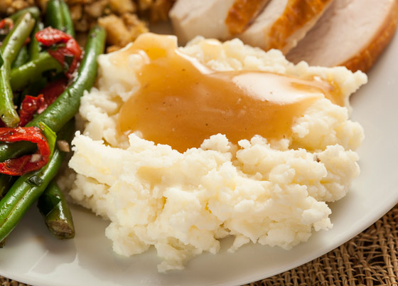 إليكم طريقة تحضير البطاطس المهروسة بالحليب وبالجريفي صوص صورة رقم 3 إليكم طريقة تحضير البطاطس المهروسة بالحليب وبالجريفي صوص صورة رقم 3