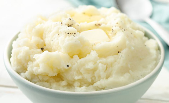 إليكم طريقة تحضير البطاطس المهروسة بالحليب وبالجريفي صوص صورة رقم 10 إليكم طريقة تحضير البطاطس المهروسة بالحليب وبالجريفي صوص صورة رقم 10