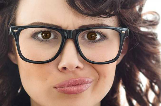 لماذا تنزعج بعد ارتداء النظارة الطبية لأول مرة؟ صورة رقم 1