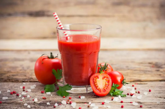 اشربوا هذه العصائر لبشرةٍ نضرة صورة رقم 2