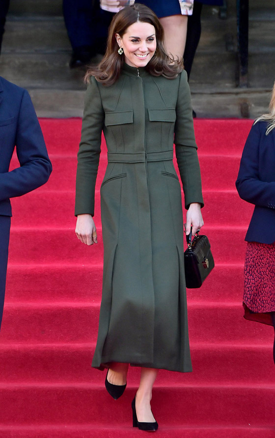 بالصور: كيت ميدلتون في فستان بقيمة 20 دولارا! صورة رقم 2 بالصور: كيت ميدلتون في فستان بقيمة 20 دولارا! صورة رقم 2