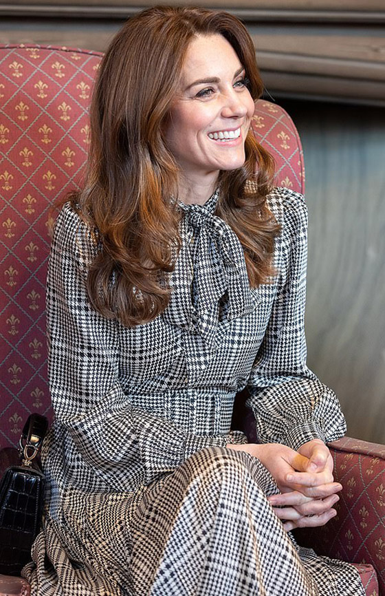 بالصور: كيت ميدلتون في فستان بقيمة 20 دولارا! صورة رقم 3 بالصور: كيت ميدلتون في فستان بقيمة 20 دولارا! صورة رقم 3