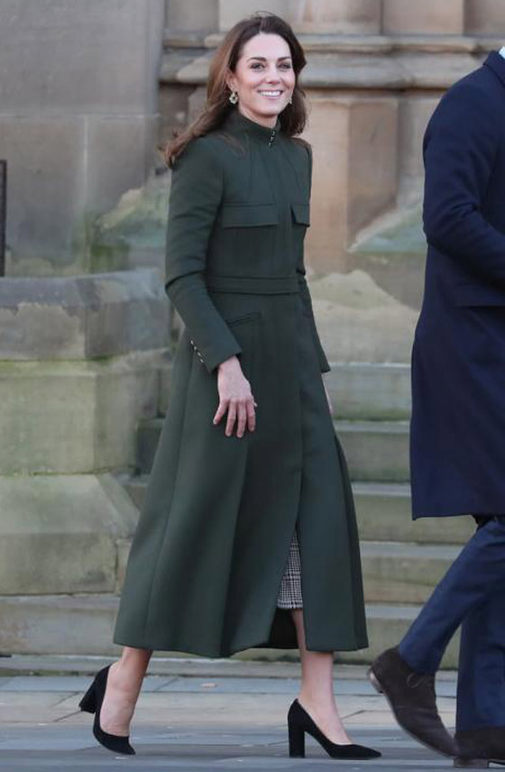 بالصور: كيت ميدلتون في فستان بقيمة 20 دولارا! صورة رقم 7 بالصور: كيت ميدلتون في فستان بقيمة 20 دولارا! صورة رقم 7