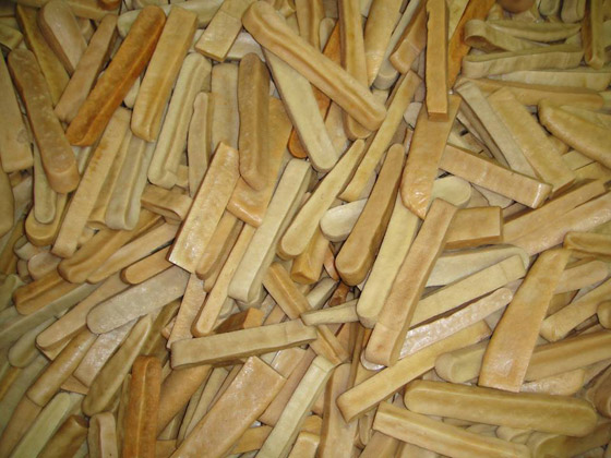 بالفيديو.. تعرفوا إلى أقسى جبنة في العالم في أعلى جبال الهيمالايا صورة رقم 8 بالفيديو.. تعرفوا إلى أقسى جبنة في العالم في أعلى جبال الهيمالايا صورة رقم 8