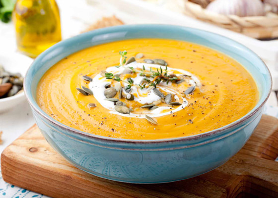 إليكم طريقة تحضير شوربة اليقطين والجزر بالكريمة للرجيم صورة رقم 5