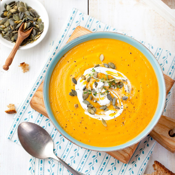 إليكم طريقة تحضير شوربة اليقطين والجزر بالكريمة للرجيم صورة رقم 2