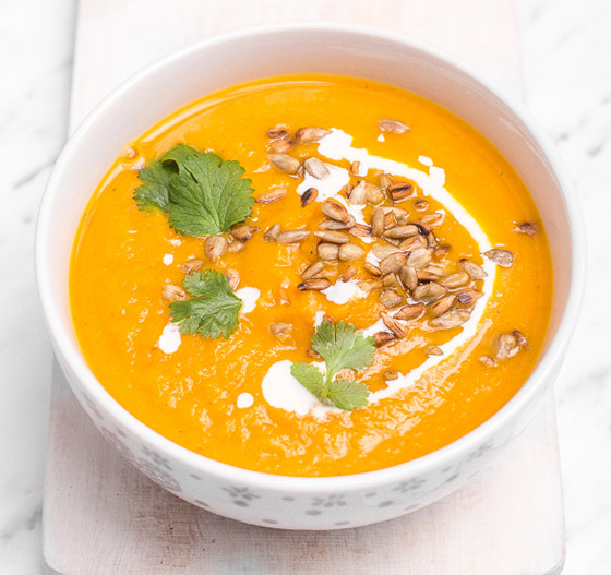 إليكم طريقة تحضير شوربة اليقطين والجزر بالكريمة للرجيم صورة رقم 8