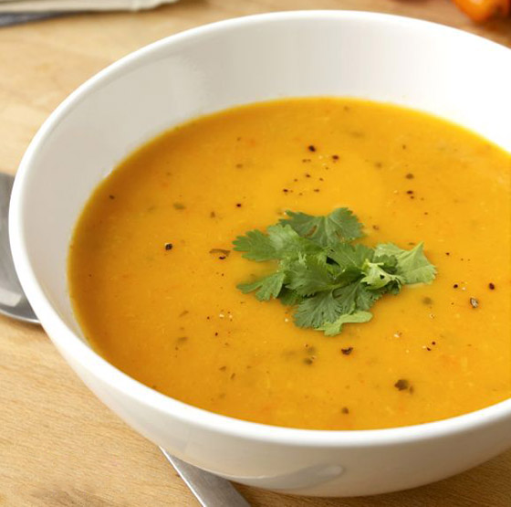 إليكم طريقة تحضير شوربة اليقطين والجزر بالكريمة للرجيم صورة رقم 9