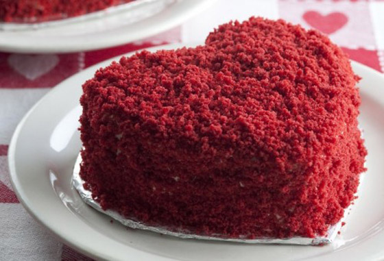 كيكة عيد الحب المخملية الحمراء صورة رقم 5
