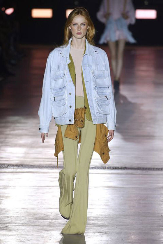 أزياء السبعينيات تعود بقوة في 2020 صورة رقم 6