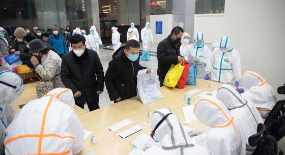 وفاة الطبيب الصيني الذي حذر من فيروس كورونا وهددته الشرطة ليصمت! صورة رقم 11