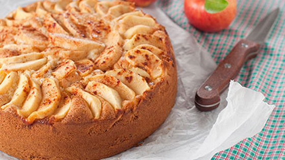 طريقة تحضير فطيرة التفاح بالقرفة والزنجيل صورة رقم 3