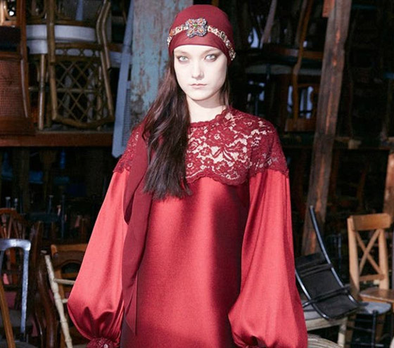 قصة اللون الأحمر وتاريخه.. من زمن الفينيقيين حتى أزياء 2020 صورة رقم 2