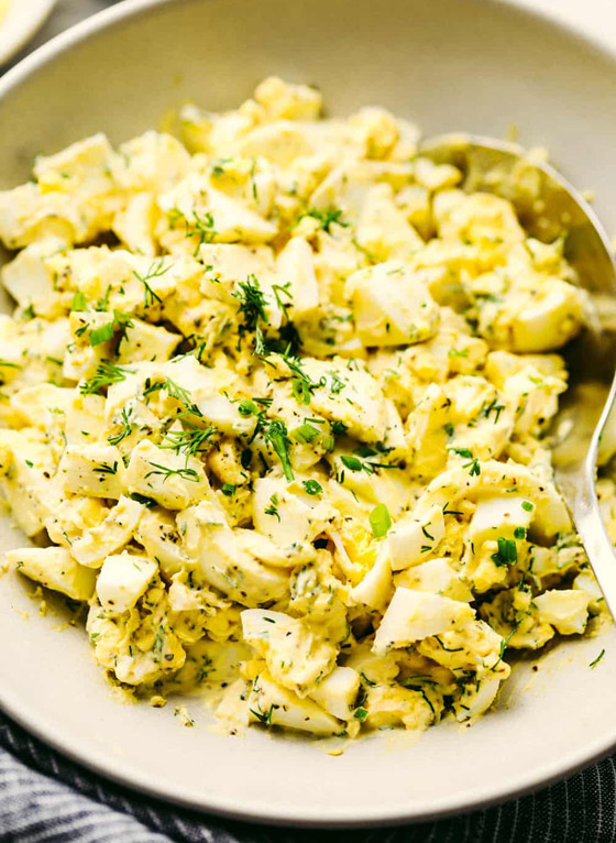 طريقة تحضير سلطة البيض المسلوق لوجبة إفطار صحية ولذيذة صورة رقم 2