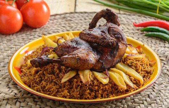 من أشهر الأكلات السعودية: كبسة، مندي، ربيان، قوزي منسف وعصيدة صورة رقم 4