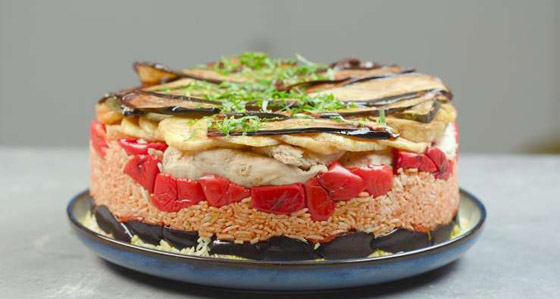 من أشهر الأكلات السعودية: كبسة، مندي، ربيان، قوزي منسف وعصيدة صورة رقم 3