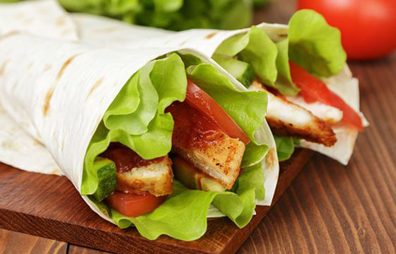 إليكم طريقة تحضير ساندوتش فاهيتا دجاج دايت الصحي والشهي صورة رقم 4 إليكم طريقة تحضير ساندوتش فاهيتا دجاج دايت الصحي والشهي صورة رقم 4