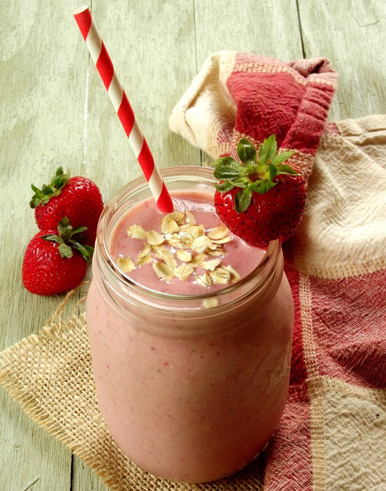 طريقة تحضير سموذي الفراولة بالشوفان لفطور صحي ولذيذ صورة رقم 8