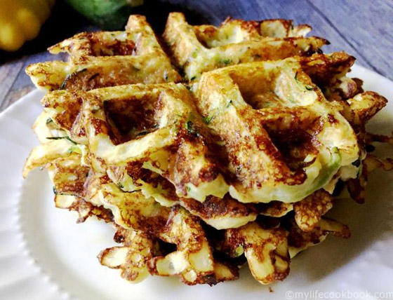 إليكم طريقة تحضير وافل الكوسا لفطور صباحي صحي ولذيذ خفيف صورة رقم 6