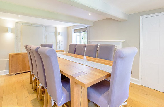 كوخ مستوحى من القصص الخيالية بمليون دولار صورة رقم 6