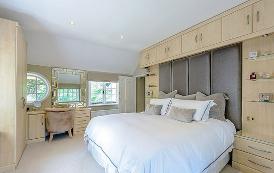 كوخ مستوحى من القصص الخيالية بمليون دولار صورة رقم 7