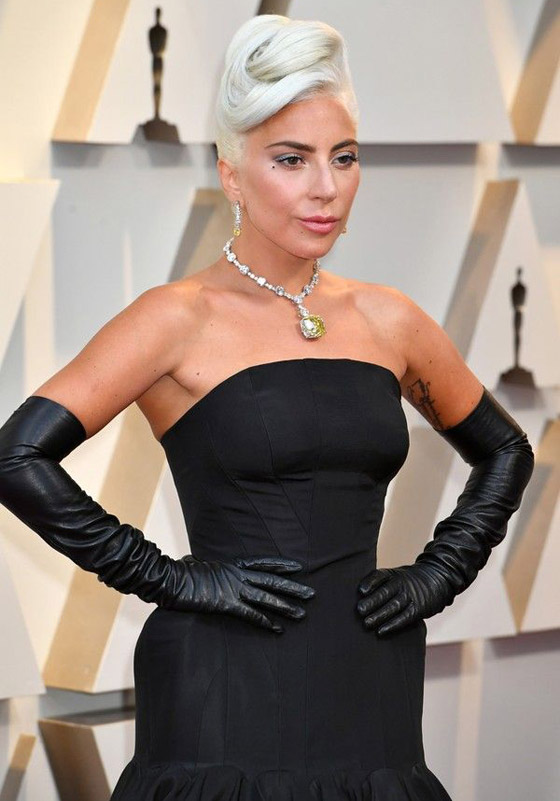 بالصور: تعرفوا إلى أبرز أيقونات الموضة في كل العصور صورة رقم 2