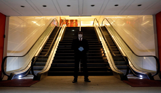 الأصعب لم يأت بعد.. فيروس كورونا يؤرق العالم ويستكين في الصين! صورة رقم 3 الأصعب لم يأت بعد.. فيروس كورونا يؤرق العالم ويستكين في الصين! صورة رقم 3