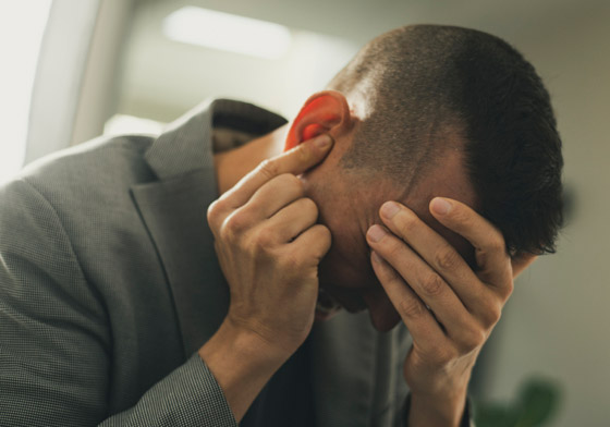 هل يزعجك الألم المتكرر خلف الأذن؟ إليك الأسباب المحتملة له والعلاج صورة رقم 2 هل يزعجك الألم المتكرر خلف الأذن؟ إليك الأسباب المحتملة له والعلاج صورة رقم 2