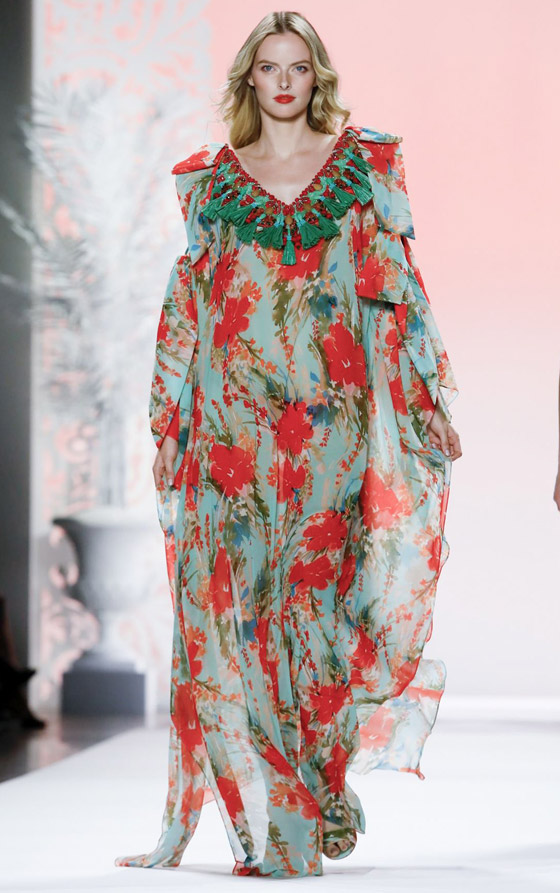 بالصور: قفاطين وجلابيات مطبعة موضة ربيع 2020 بحسب شكل الجسم صورة رقم 4