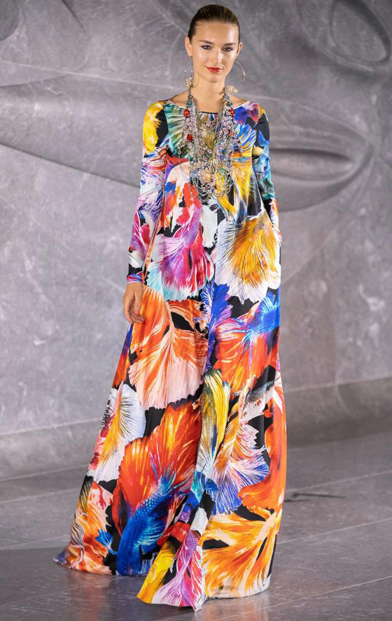 بالصور: قفاطين وجلابيات مطبعة موضة ربيع 2020 بحسب شكل الجسم صورة رقم 19