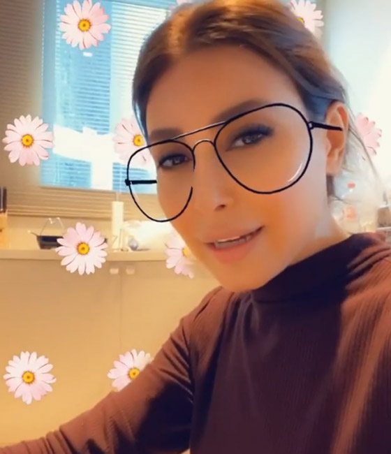 صورة رقم 1 - صور طريفة غريبة ومجنونة لنجمات عربيات وعالميات بعد الحجر المنزلي صورة رقم 1 - صور طريفة غريبة ومجنونة لنجمات عربيات وعالميات بعد الحجر المنزلي