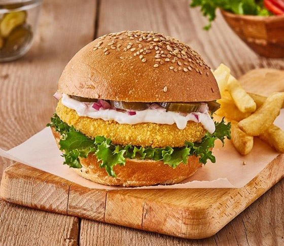 إليكم طريقة تحضير برجر السمك مع صلصة الترتار بطعم رائع ولذيذ صورة رقم 1