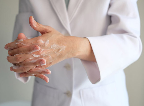 ماء دافئ وصابون.. أفضل من الكحول للقضاء على فيروس كورونا صورة رقم 6 ماء دافئ وصابون.. أفضل من الكحول للقضاء على فيروس كورونا صورة رقم 6